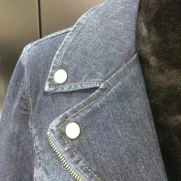 Style & Co Moto Blue Jean Jacket, V-neck collar detail, zip front, side pockets - Picture 2 of 10